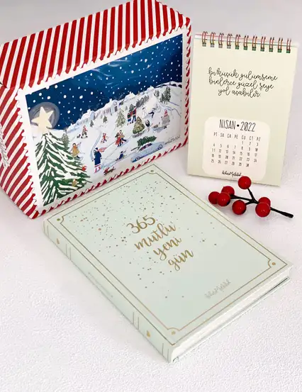365 Yeni Gün Yılbaşı Hediye Kutusu