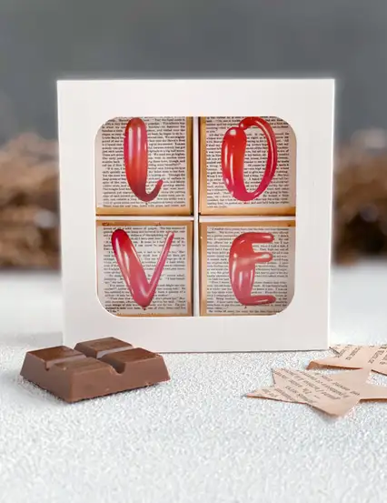 Love Antep Fıstıklı Melodi Çikolata Hediye Kutusu (8'li)