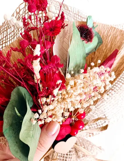 Kırmızı El Yapımı  Buket Kuru Çiçek