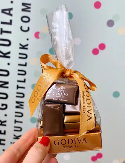 Godiva Napoliten Sütlü Bitter Çikolata Paketi