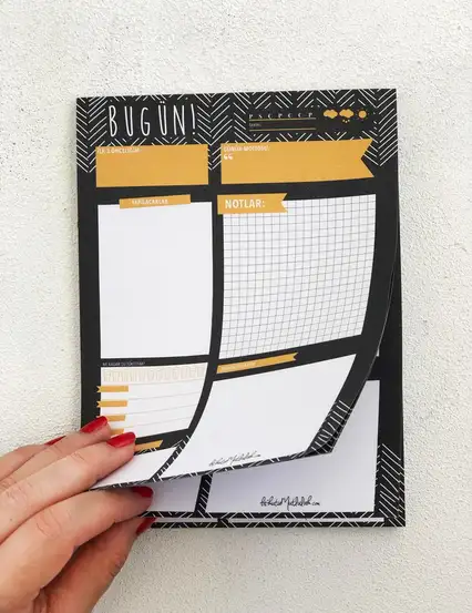Bugün Siyah Beyaz Masaüstü Günlük Planlayıcı Defter
