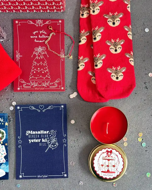 Yılbaşı Masalı Hediye Kutusu