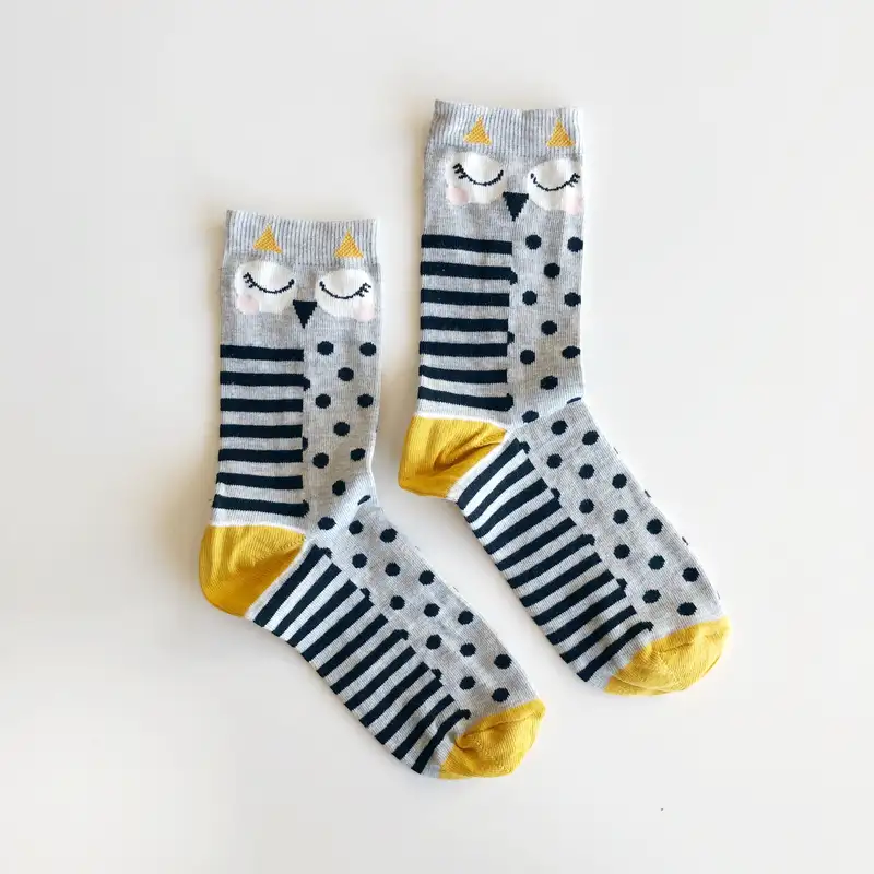 Çorap N055 Sonbahar serisi - Puantiyeli Çizgili Gri Mutlu Baykuş Çorap