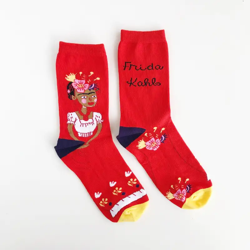 Çorap N019 Frida Kahlo kırmızı sevimli çorap
