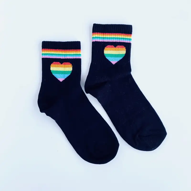 Çorap N134 - Rengarenk renkli kalp Siyah Çorap