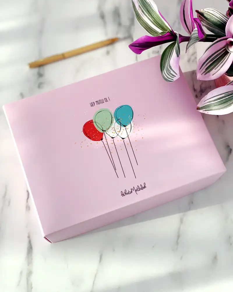 Hep Mutlu Ol Balonlar Doğum Günü Hediye Kutusu ( sadece kutu)